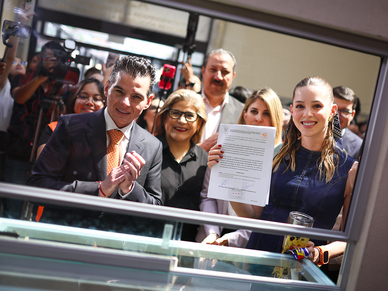 Se suma Mariana Rodríguez a iniciativa para endurecer penas por abandono infantil