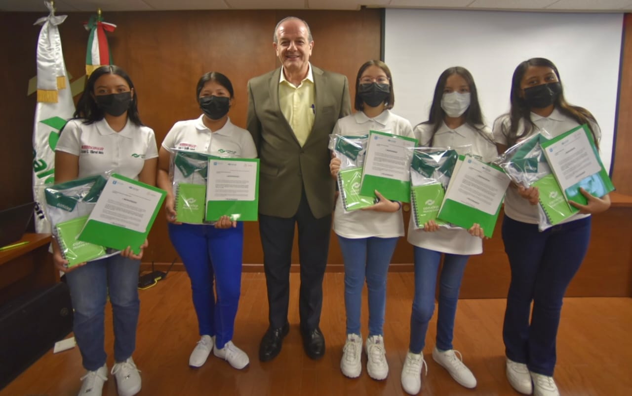 Emprende Conalep NL programa para empoderar a la mujer del sur del Estado