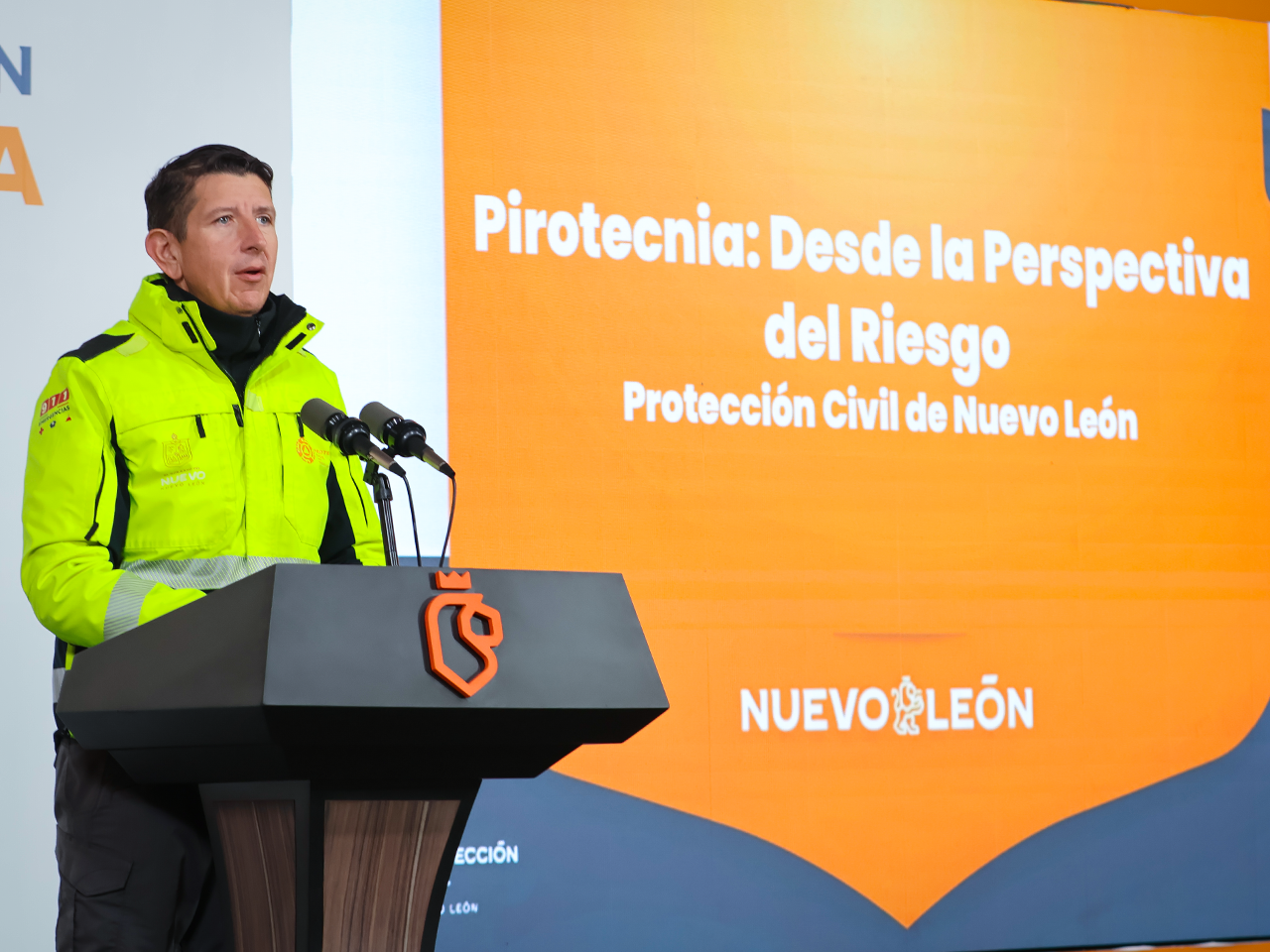 Exhorta Protección Civil celebrar fin de año sin pirotecnia; activa operativos ante frente frío 