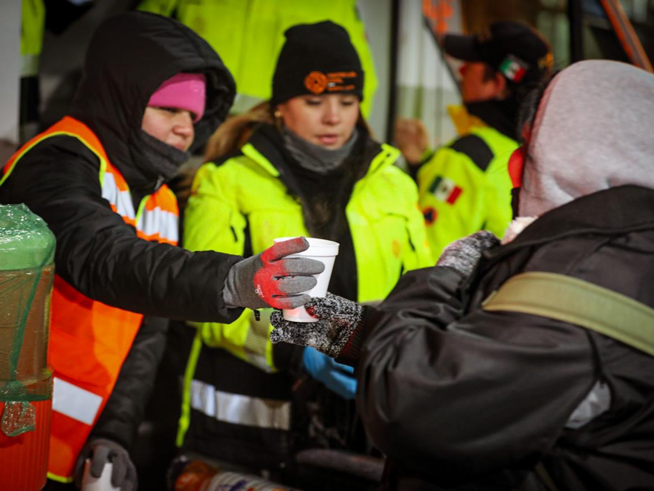 Implementa PCNL Operativo Carrusel en conjunto con DIF, CRUM e Igualdad para personas vulnerables