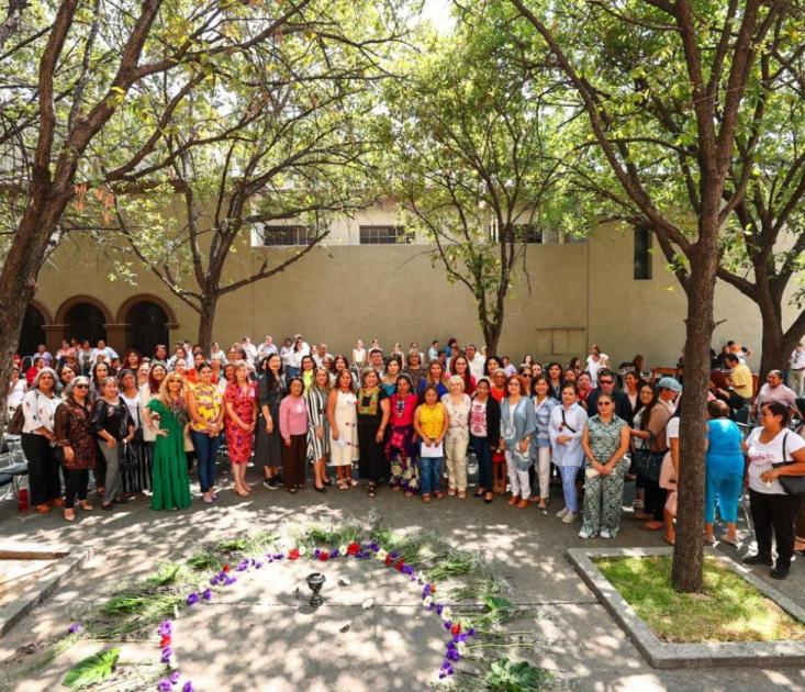 Realizan conversatorio por el Día Internacional de las Mujeres indígenas