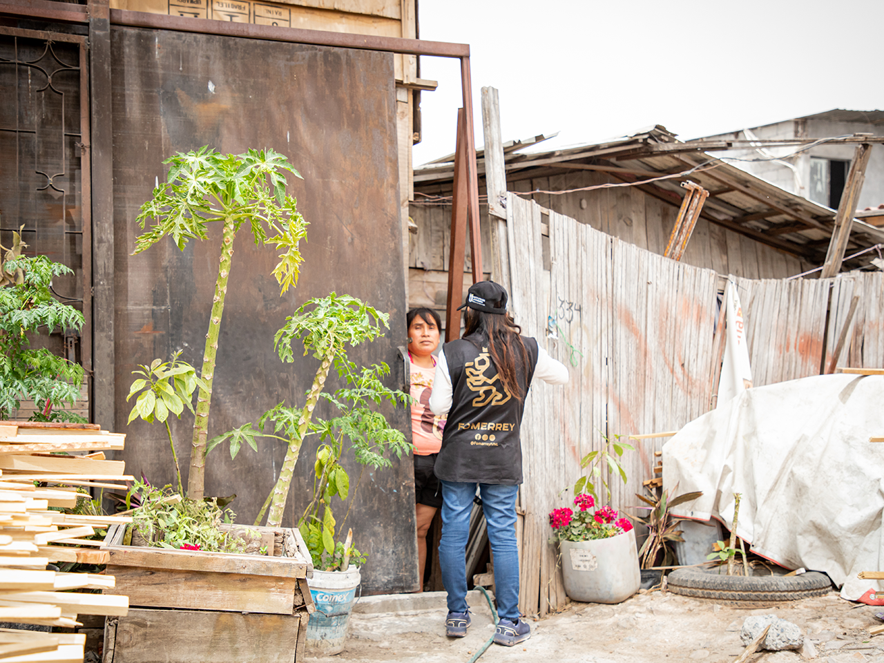 Impulsa el IVNL la regularización de 74 asentamientos humanos irregulares en Nuevo León