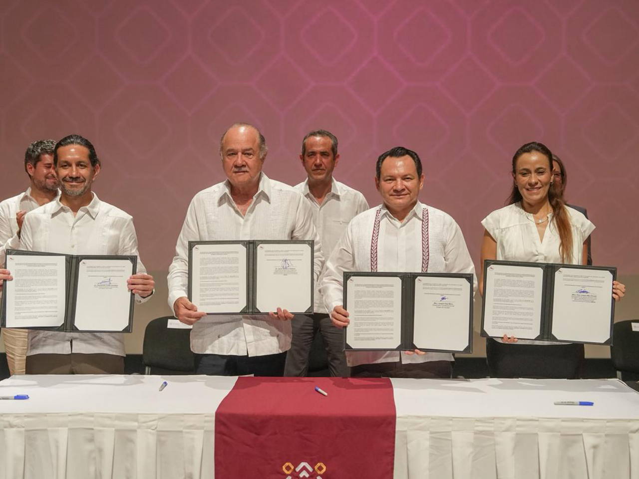 Nuevo León fortalece desde Mérida la internacionalización de las economías locales