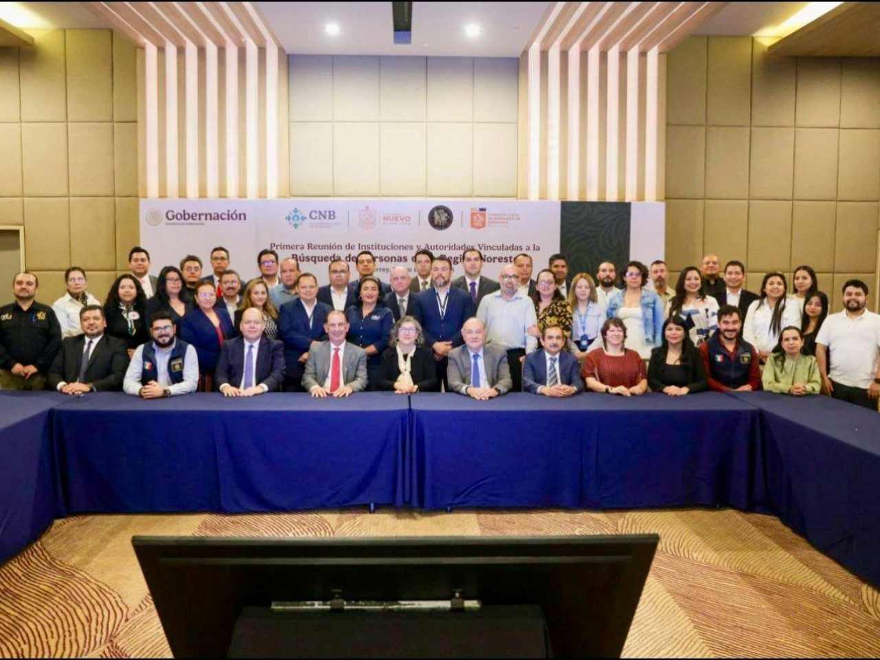 reunión instituciones y autoridades vinculadas a la búsqueda de personas