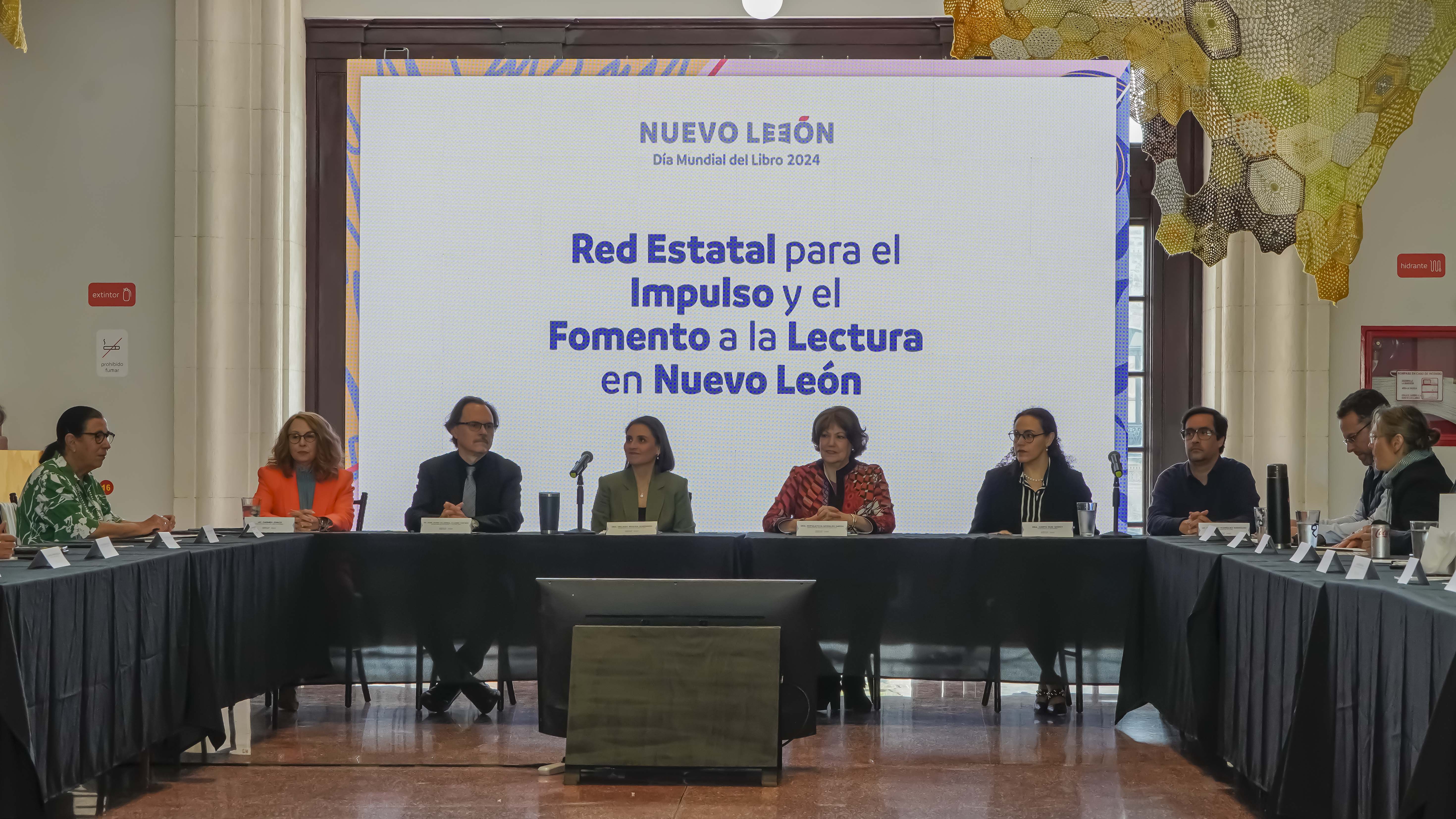 Unen esfuerzos para fomentar la lectura