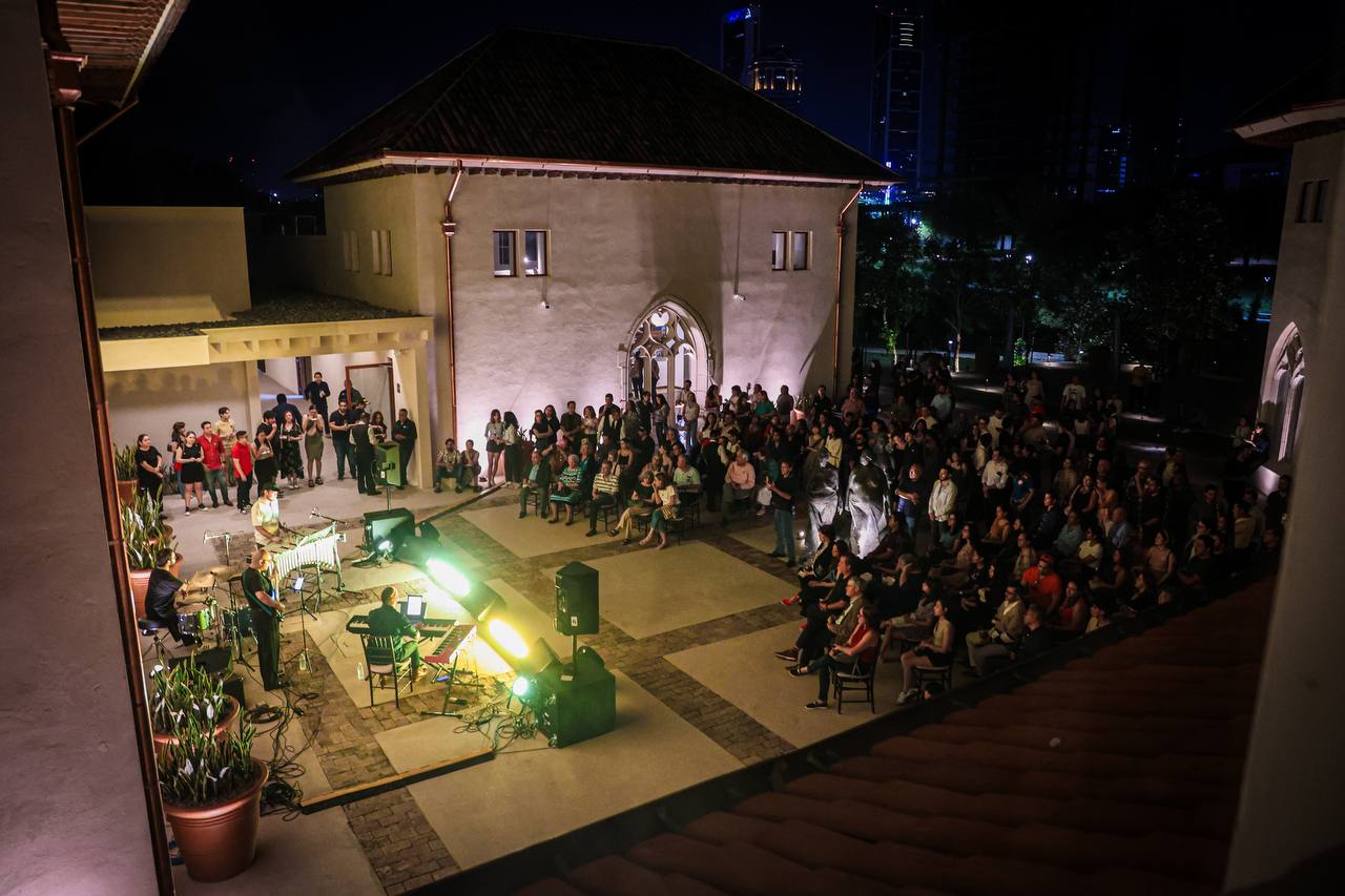 Ofrece La Milarca una noche de jazz