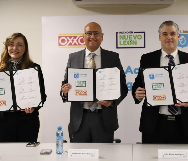 Acuerdan capacitar a PYMES de ‘Hecho En NL’ para ser proveedores de OXXO