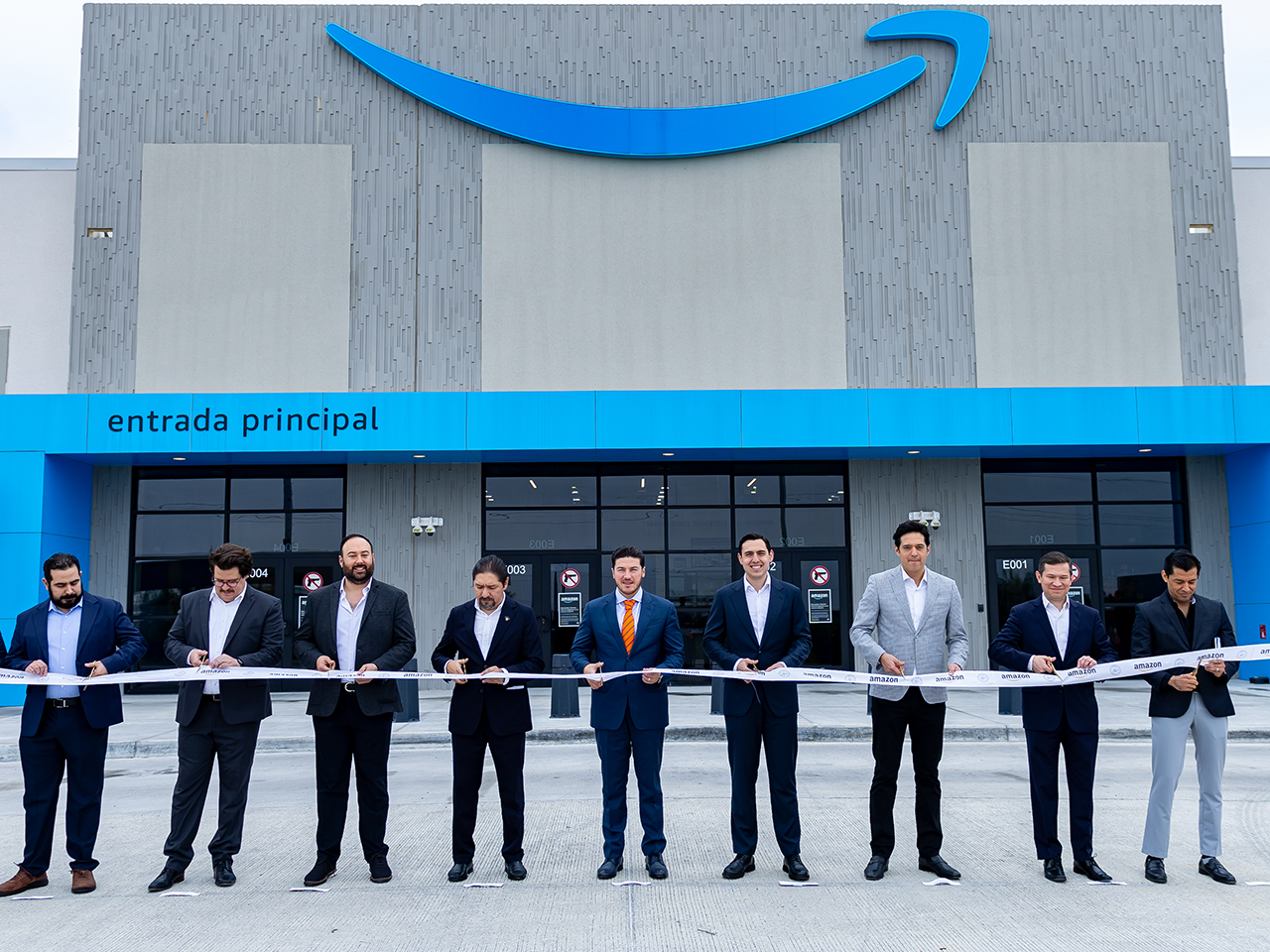 Inaugura Amazon su segundo centro de envíos en NL; suman 4 mil mdp de inversión en el Estado