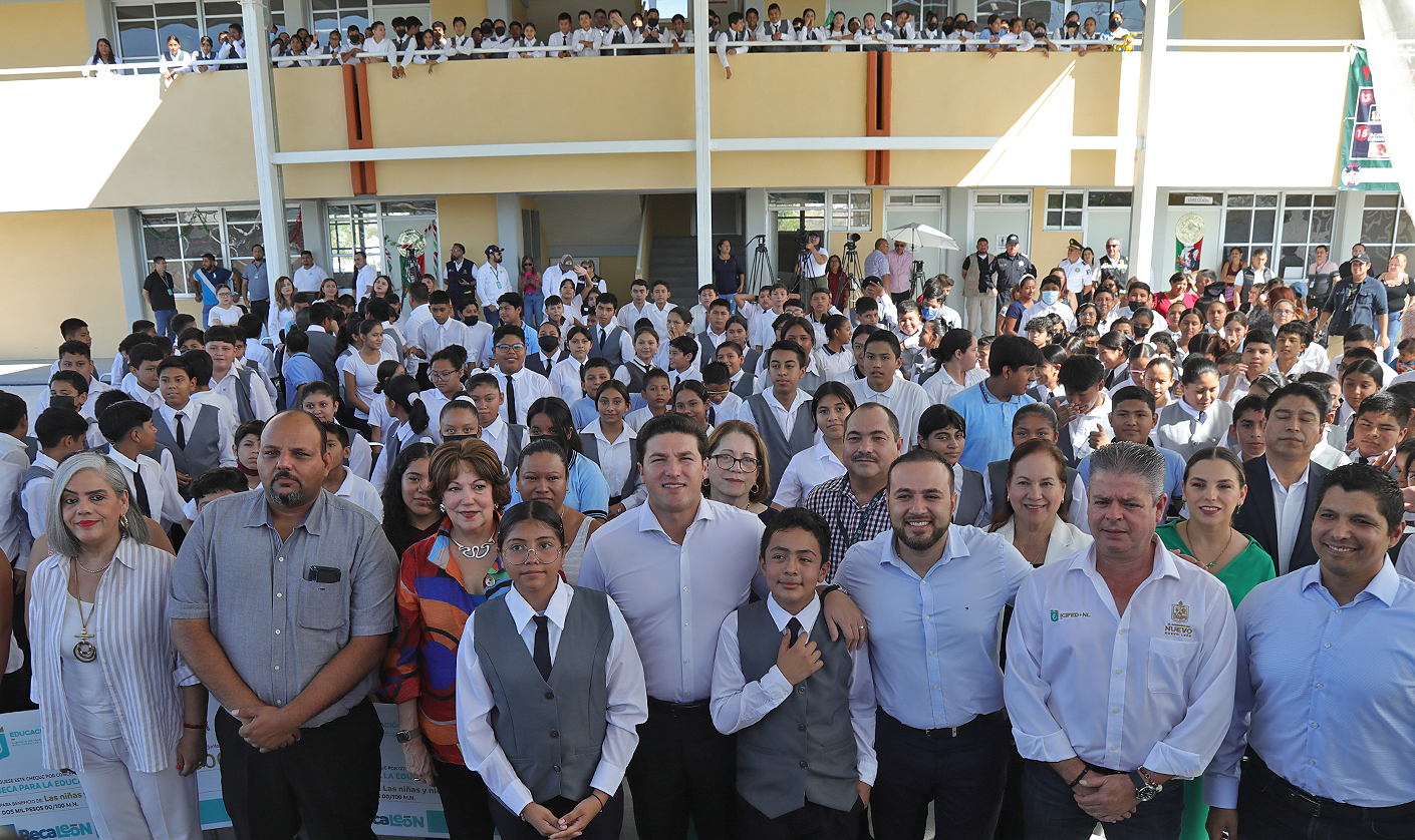 Fortalece Gobierno del Estado infraestructura en escuelas de alta demanda de NL