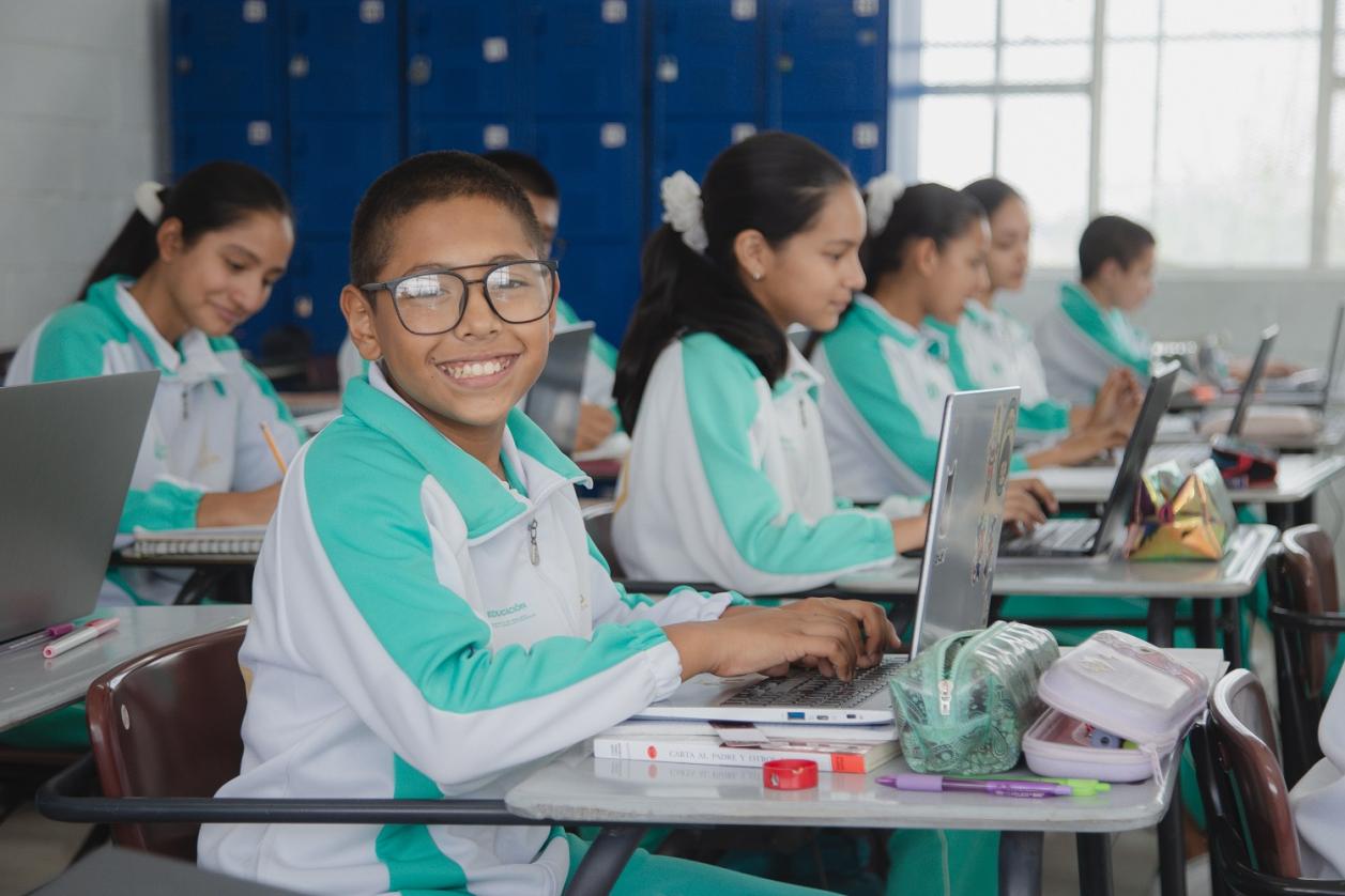 Invitan a los egresados de secundaria a Seguirle a la Prepa