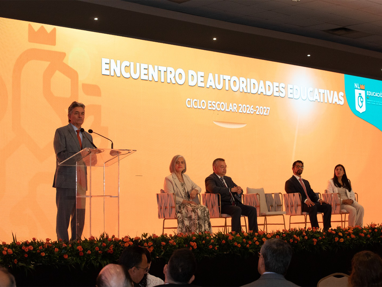 Realizan autoridades primera reunión de trabajo del Ciclo Escolar 2026-2027