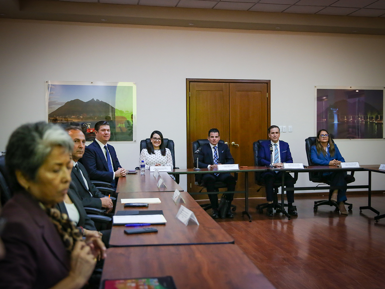 Tienen encuentro órganos electorales con el Estado