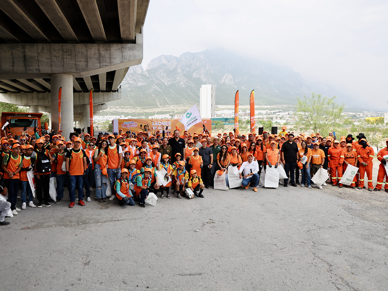 Voluntariado de Participación Ciudadana supera más de 100 toneladas de residuos retiradas del Río Santa Catarina