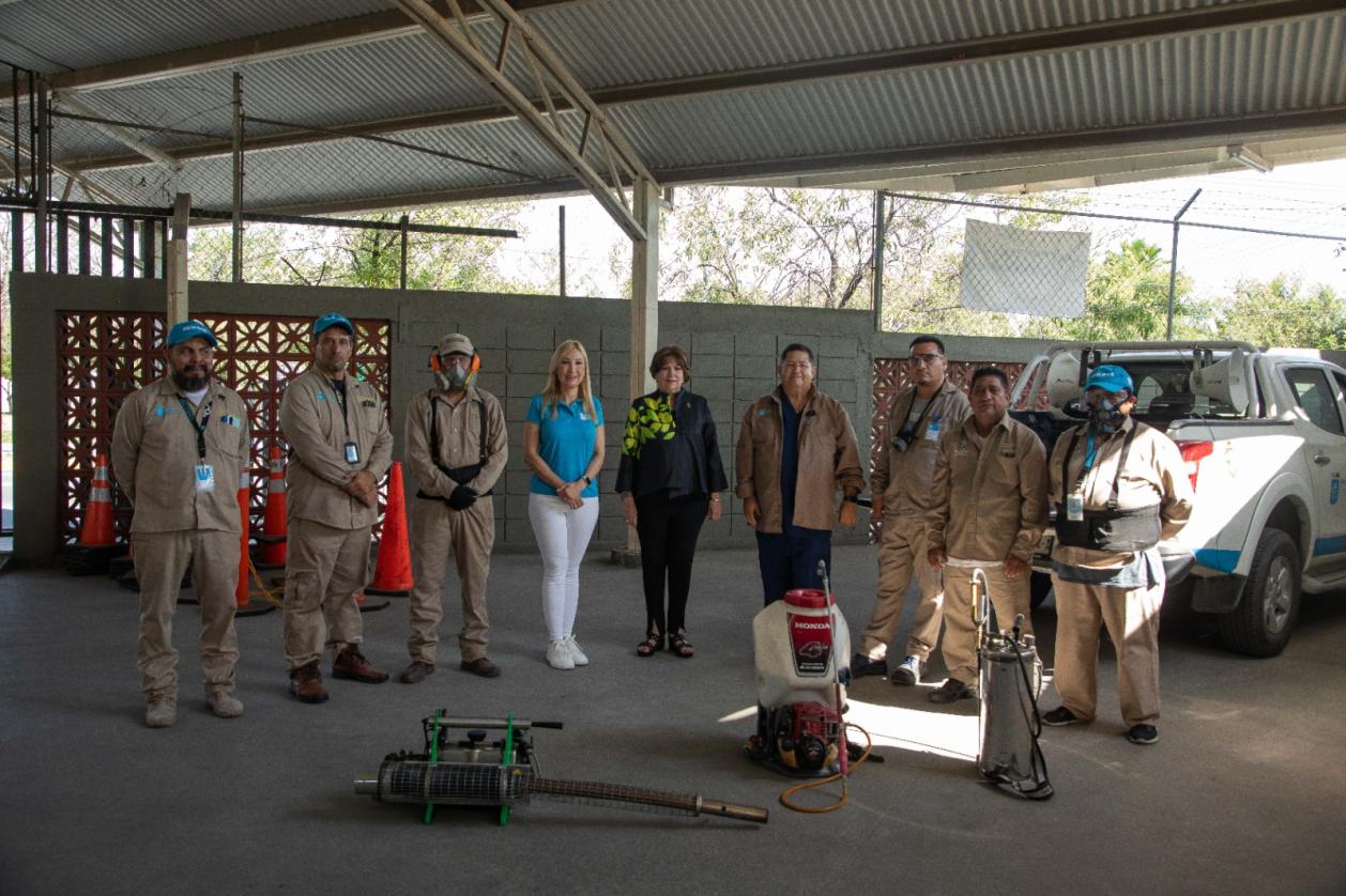 Supervisan autoridades educativas y de salud fumigación de escuelas