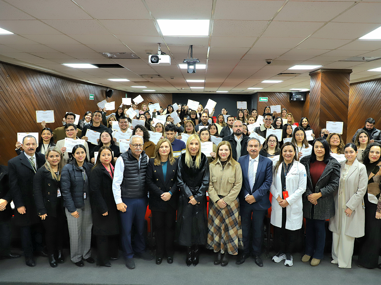 Fortalece Secretaría de Salud habilidades de personal que brinda atención al sobrepeso y obesidad