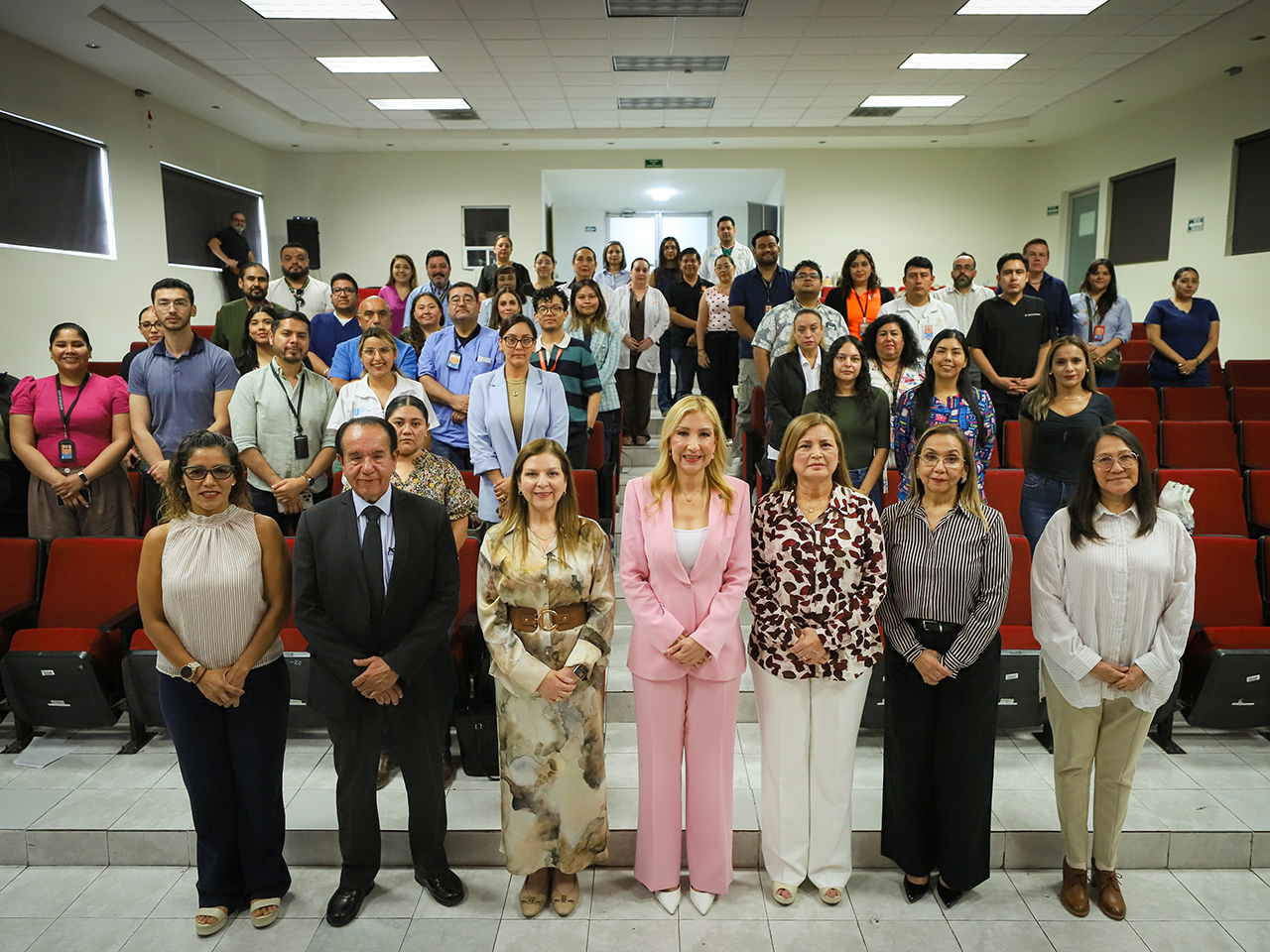Capacitan a personal de salud en atención a salud mental