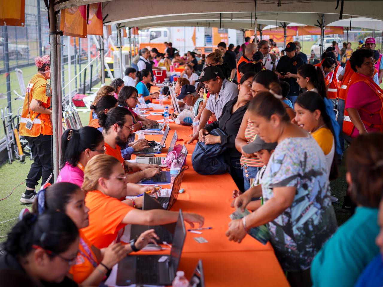 Estaciones de Servicio Público