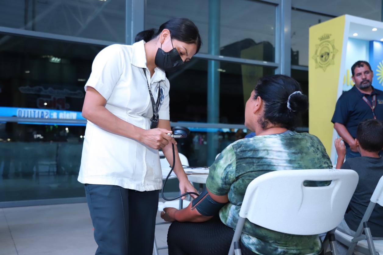 Atiende Nuevo León a población migrante