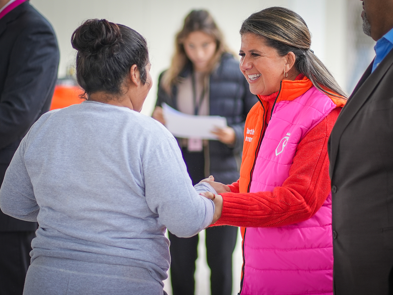 Entrega Igualdad e Inclusión constancias de círculo de lectura  In Memoria de María Elena Chapa” en Cereso Femenil