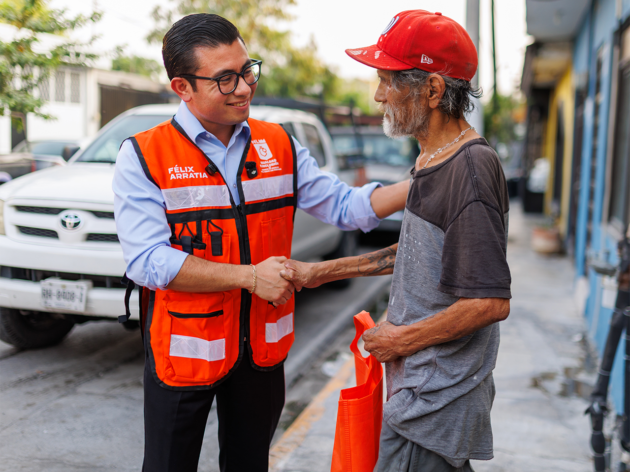 A un mes de gestión, Félix Arratia refuerza acciones en favor de grupos prioritarios