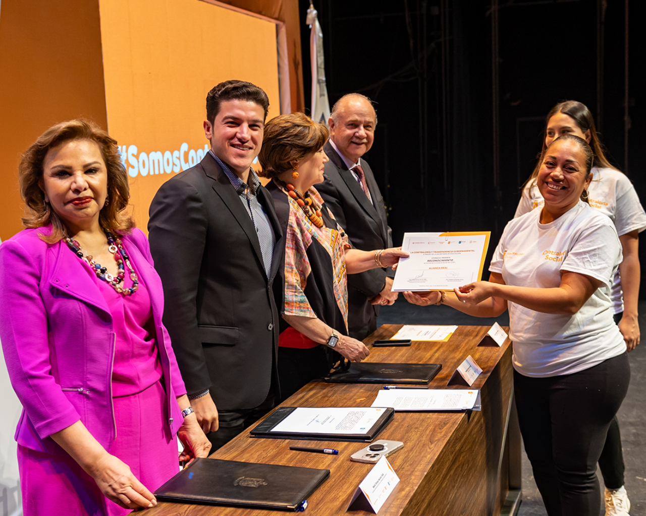 Reconoce Gobernador a Comités de Contraloría Social