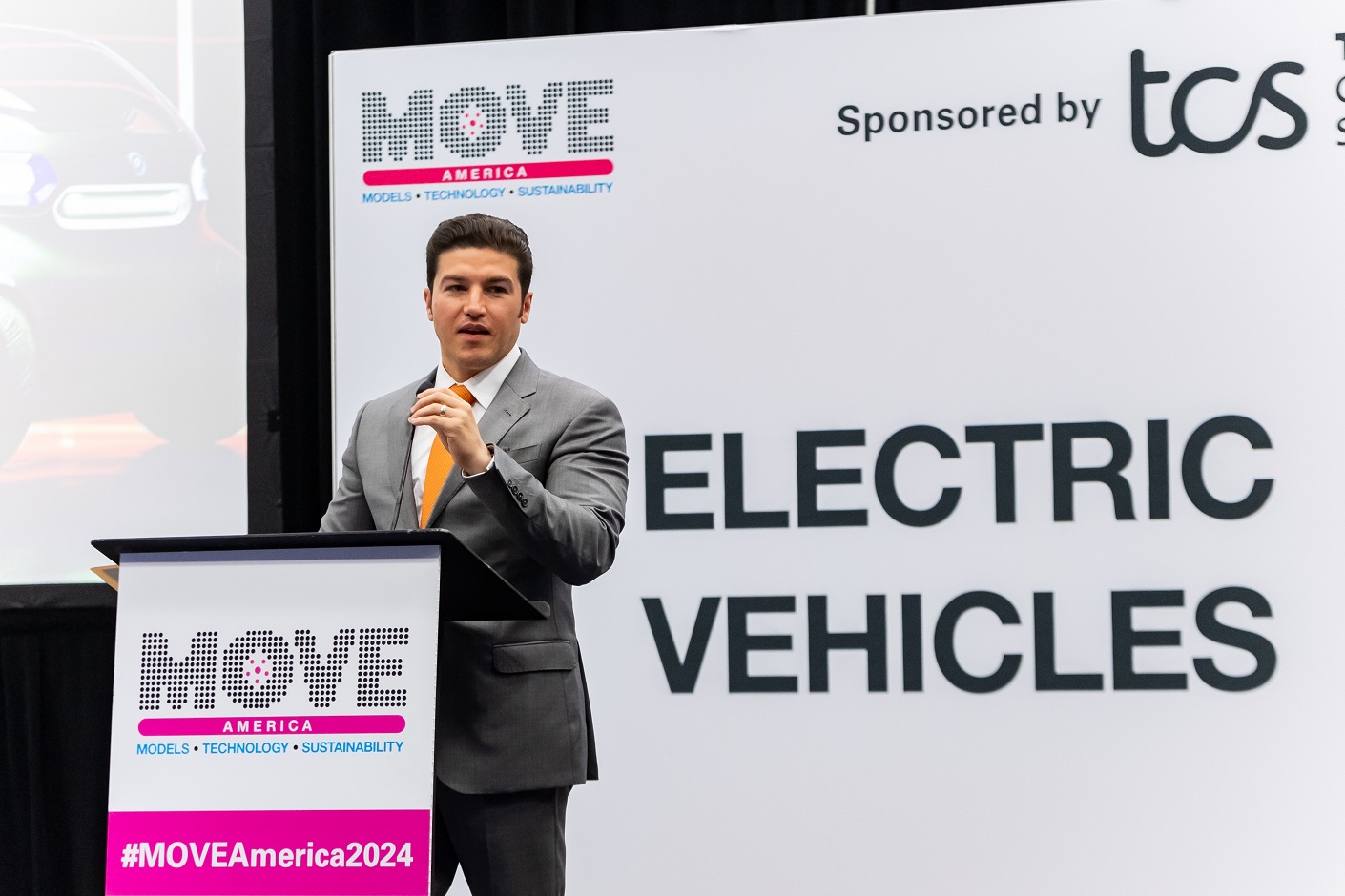 Expone Gobernador ventajas de NL en MOVE America