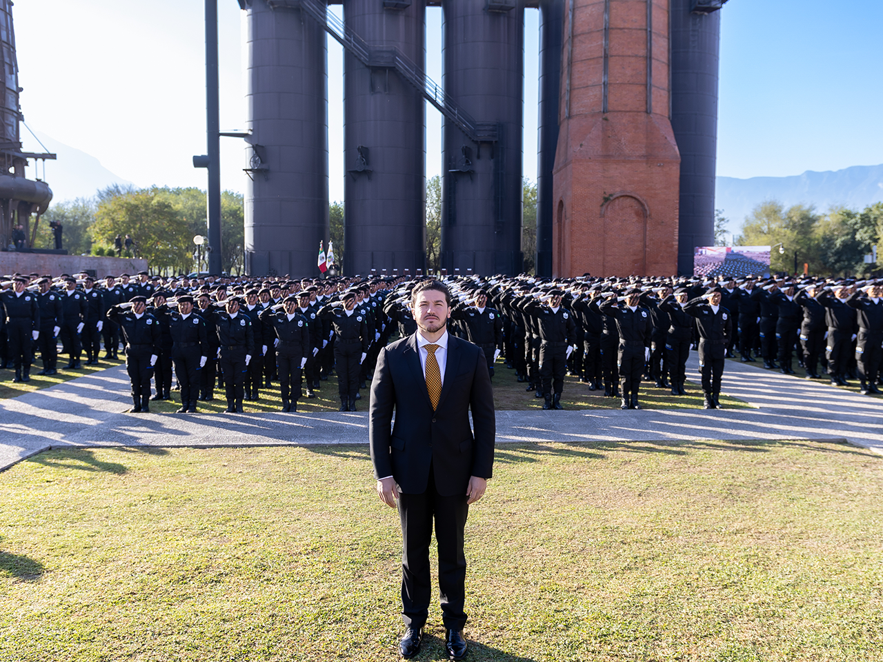 Suma Gobierno del Estado de NL 118 nuevos policías a Fuerza Civil  