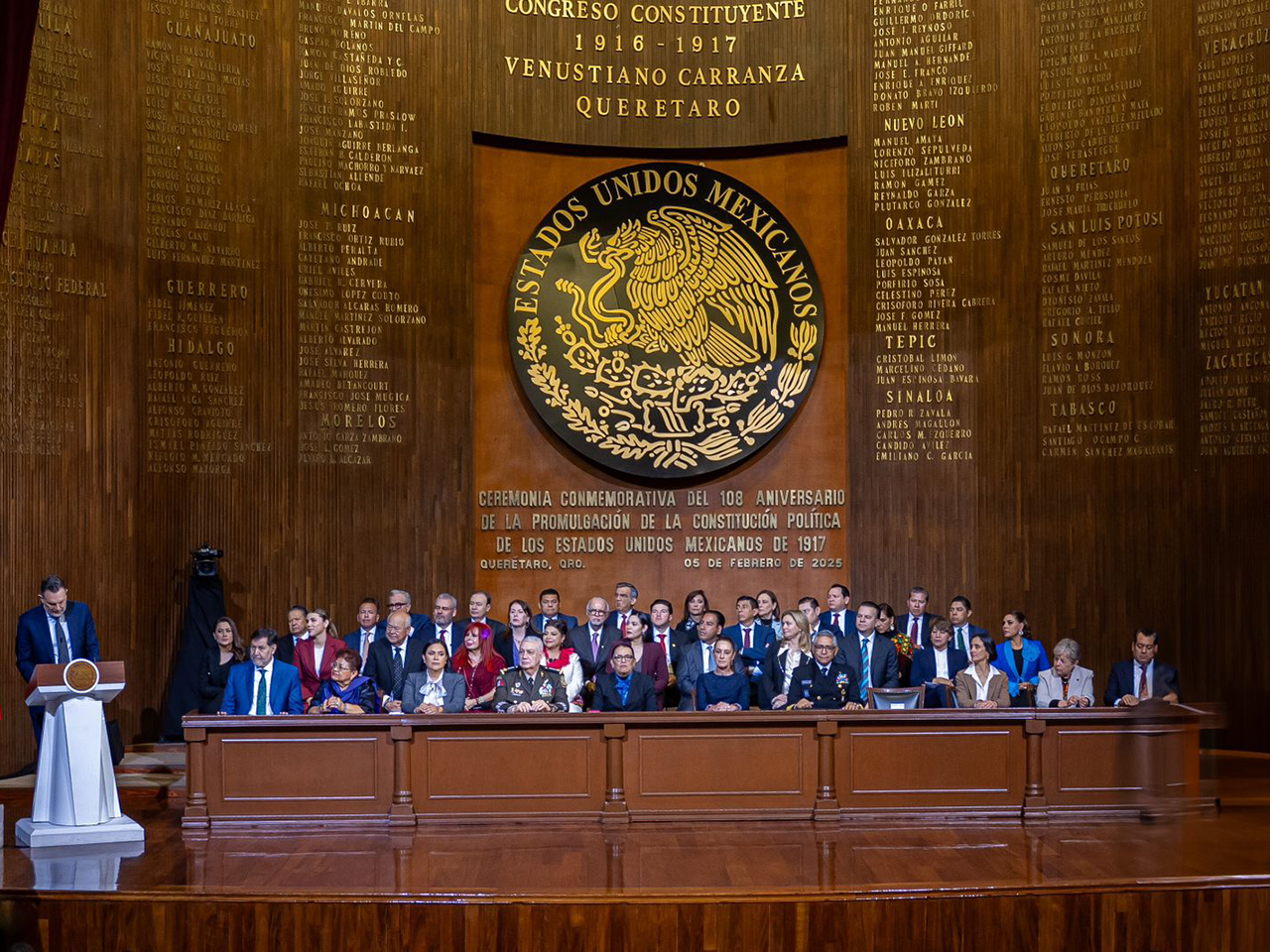 Vamos a cerrar filas con la Presidenta para que a México y NL le vaya bien.- Samuel García