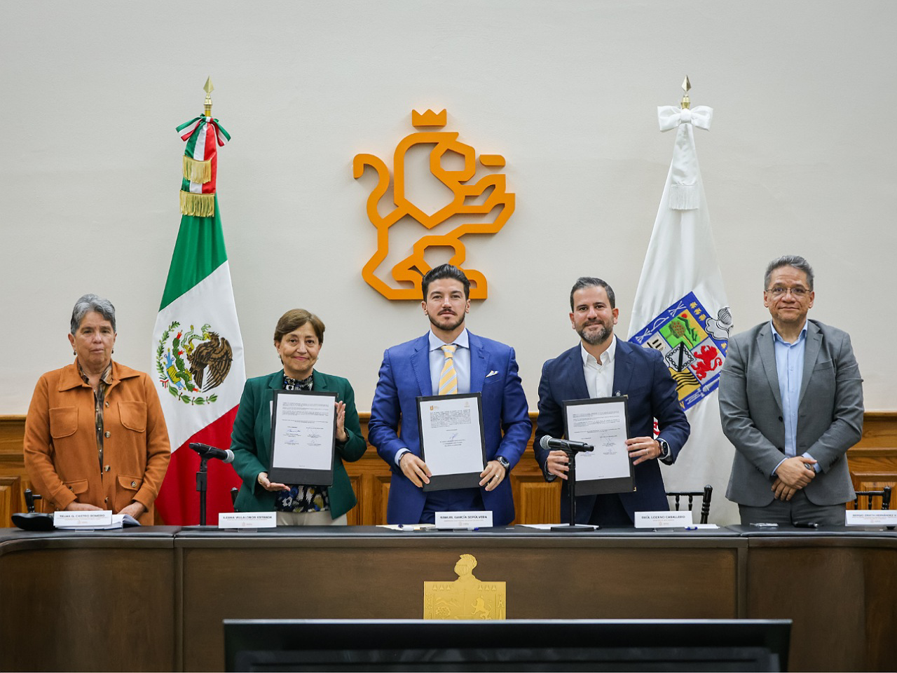 Instalan Estado, Federación y Academia Comité Técnico por Aire Limpio de NL