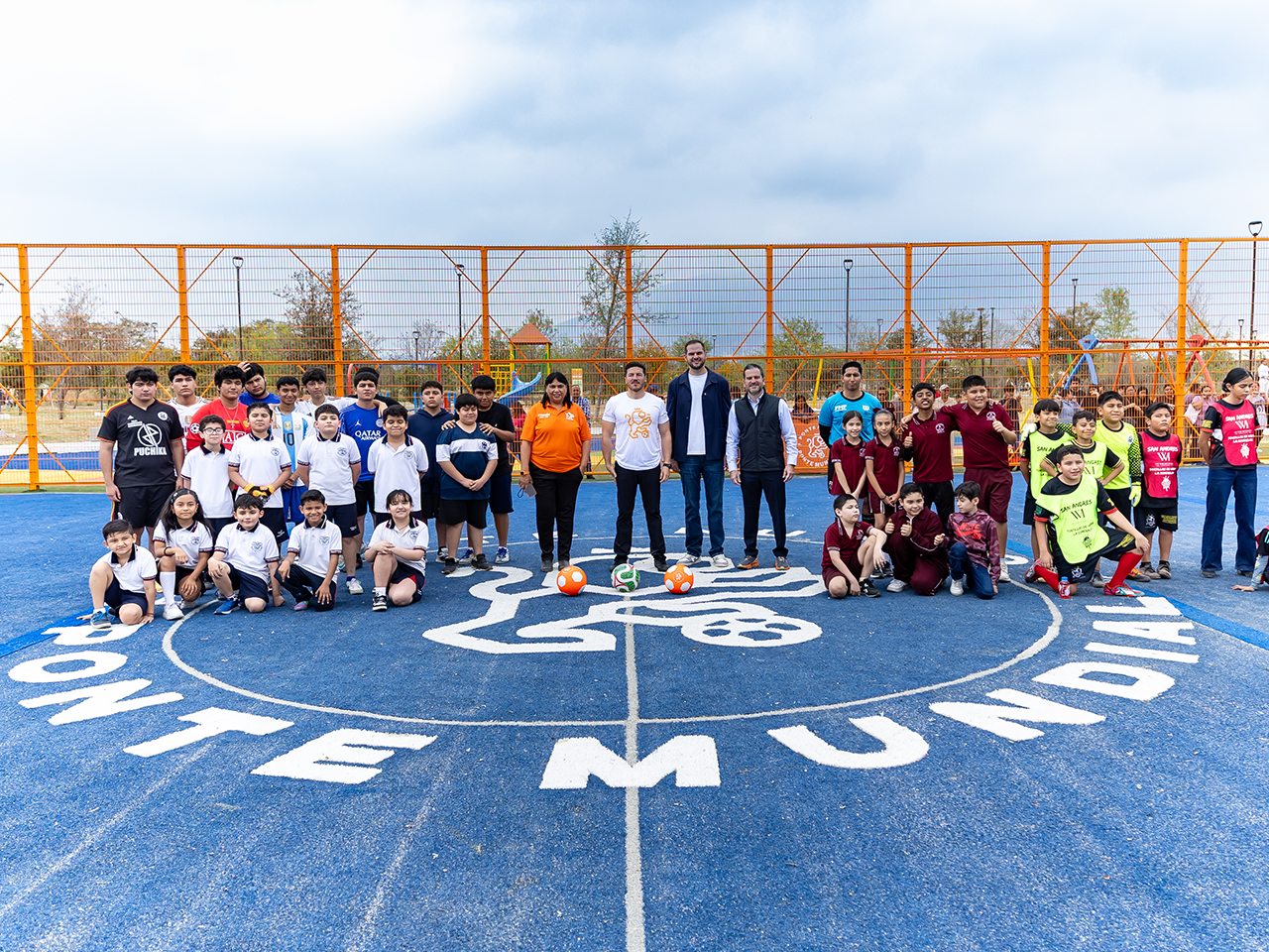 “Este Parque va a ser un ejemplo, es un símbolo de donde había terror hoy hay vida”.- Samuel