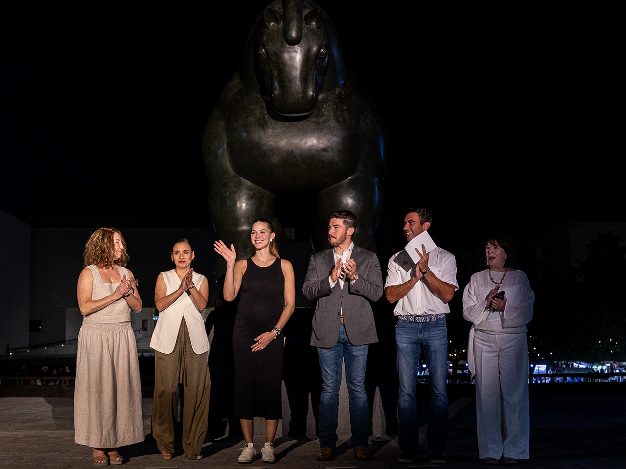 Entrega Gobierno de NL trabajos de conservación y reubicación de 'Caballo' de Botero