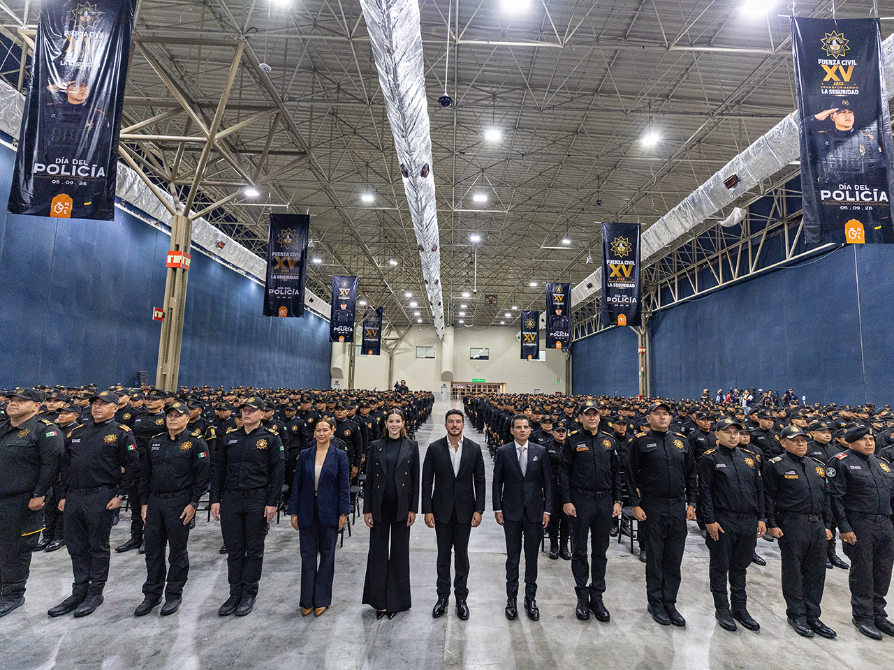 Galardonan Samuel y Mariana a elementos de Fuerza Civil; entregan ascensos y reconocimientos