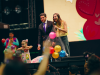 Celebran Samuel y Mariana con Lara Campos a niñas y niños de NL